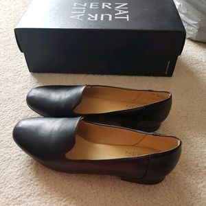 Size 5.5 Naturalizer Loafers Flats